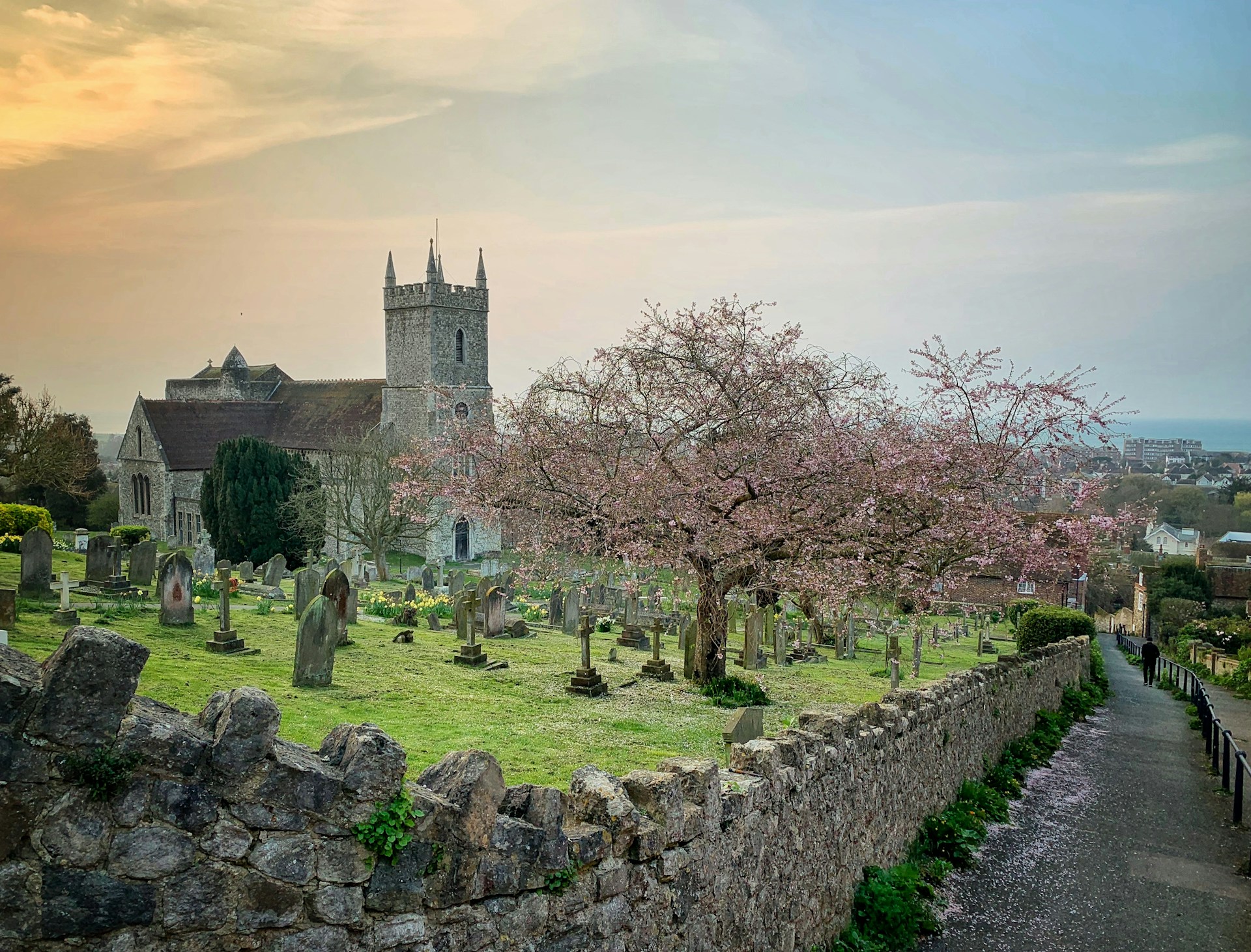 Hythe and Totton moving guide parking and schools